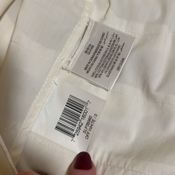 Vintage BCBGMAXAZRIA Off White 0 Tiered Pencil Skirt Front V Layered Stretch Y2K - Picture 12 of 12